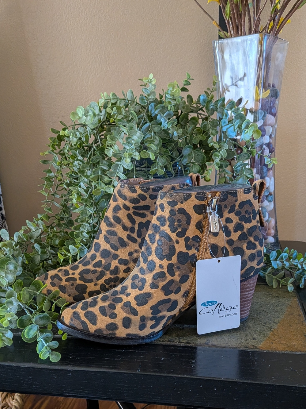 NWT! Aqua College Womens Leopard Suede Waterproof Booties Brown 8.5 Medium